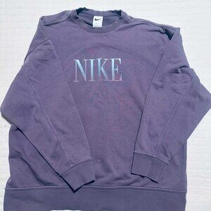 Nike Dri-Fit Women's Crewneck Sweatshirt - Purple/Mauve